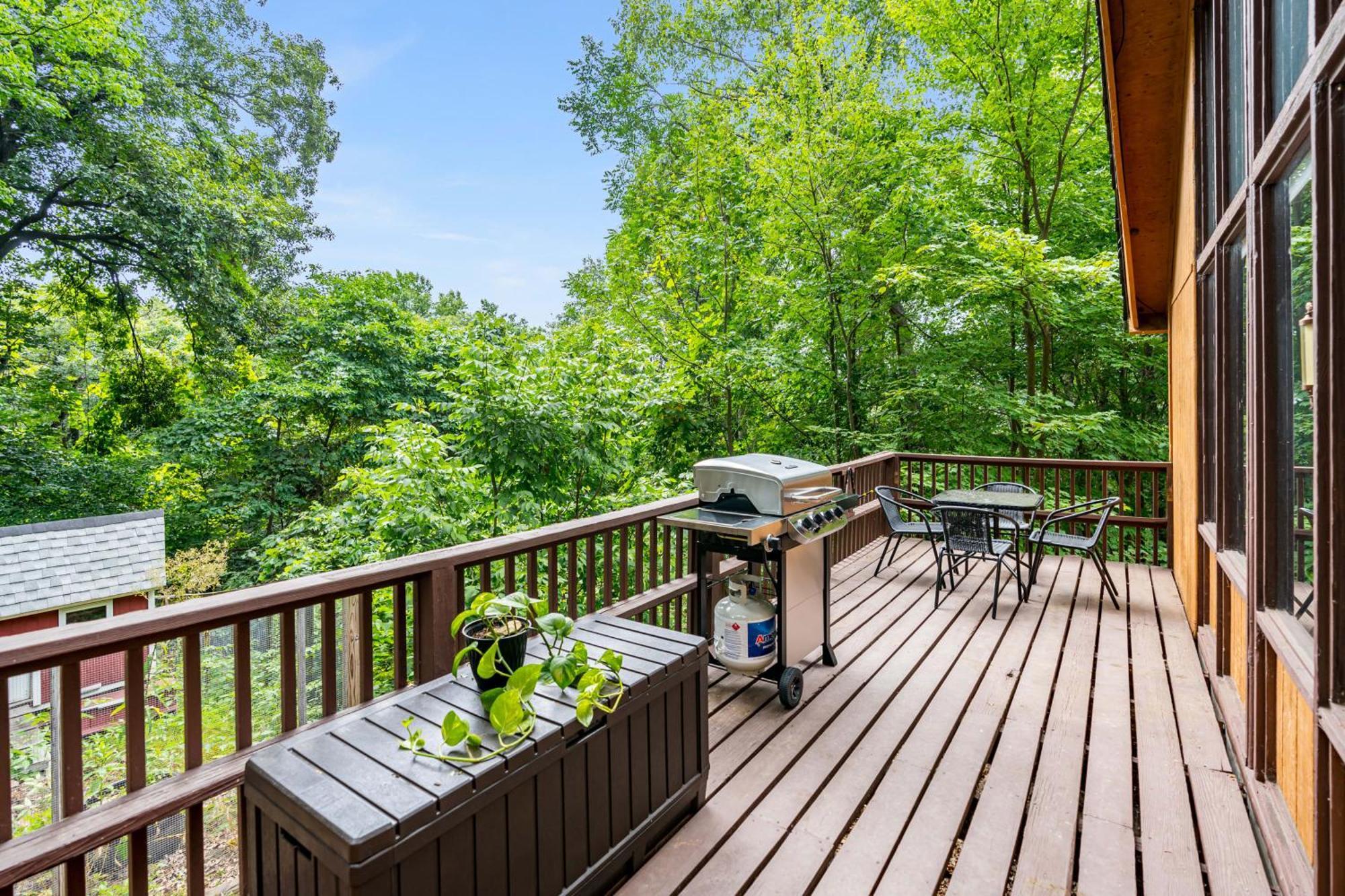 Quaint Loft Cabin W Hot Tub, Firepit, Deck & Grill Hedgesville Εξωτερικό φωτογραφία